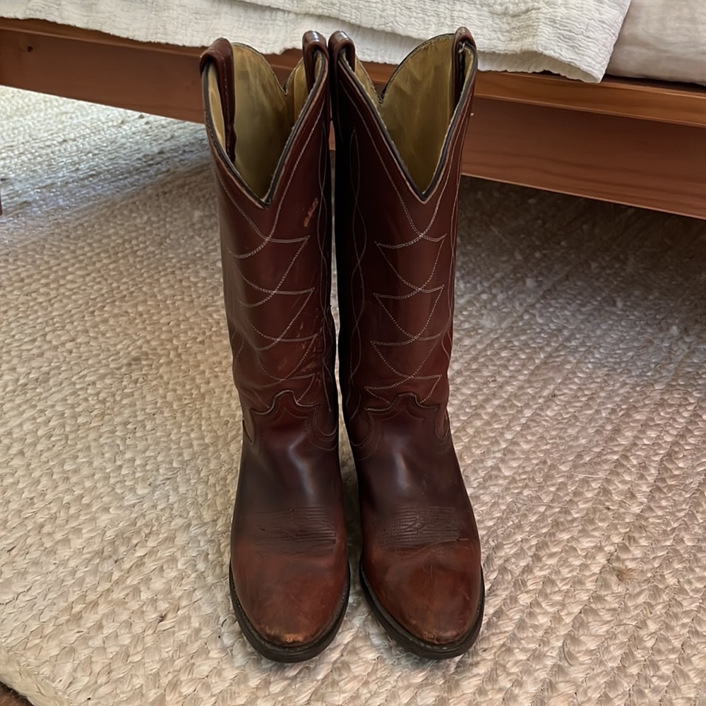 Size 7 Vintage Brown Cowboy Boots